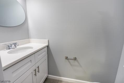 5 Stanley Way Wanaque NJ 07465