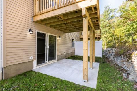 5 Stanley Way Wanaque NJ 07465