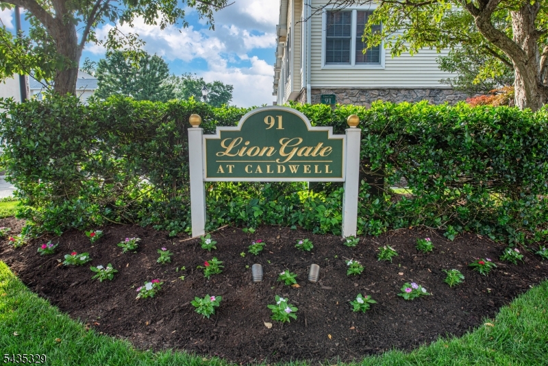 91 Roseland Avenue Caldwell Boro NJ 07006