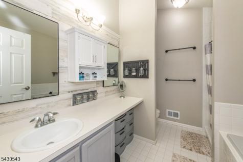 3 Freedom Court Montville NJ 07045