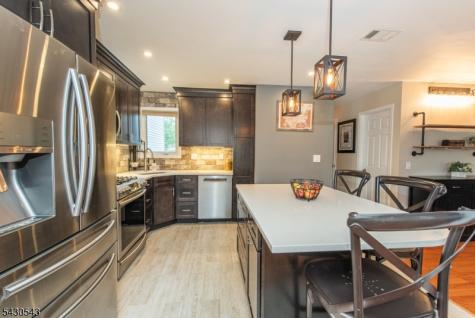3 Freedom Court Montville NJ 07045