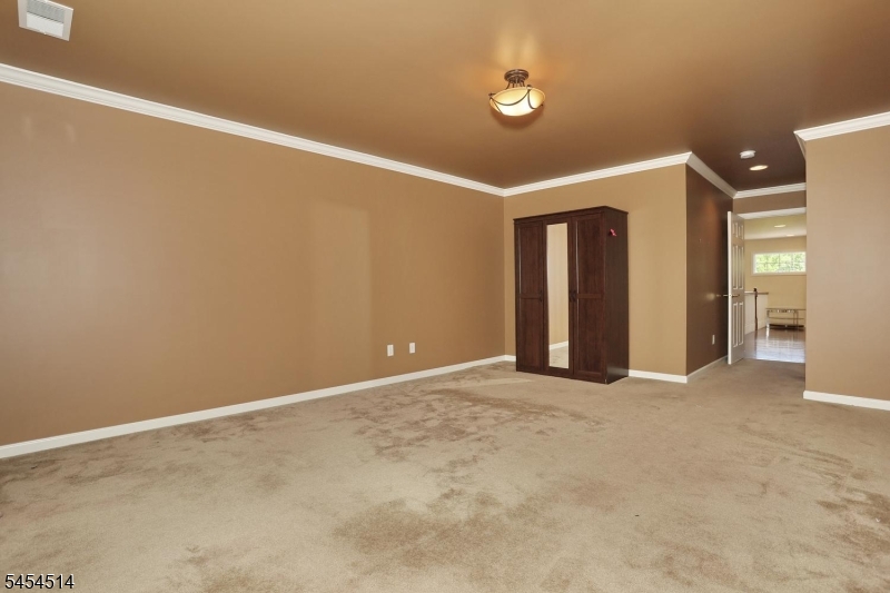 28 Turnberry Lane Hardyston NJ 07419
