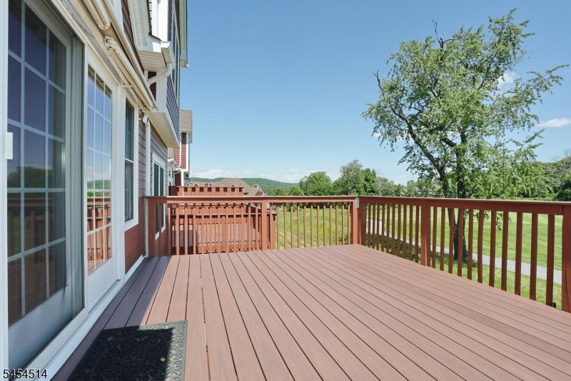 28 Turnberry Lane Hardyston NJ 07419