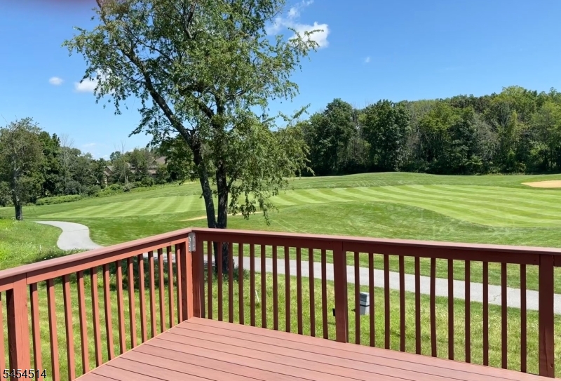 28 Turnberry Lane Hardyston NJ 07419