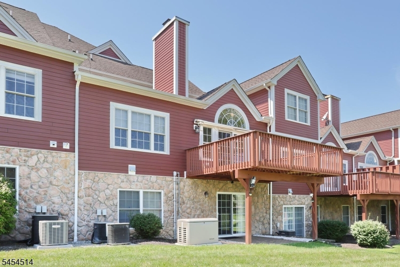 28 Turnberry Lane Hardyston NJ 07419