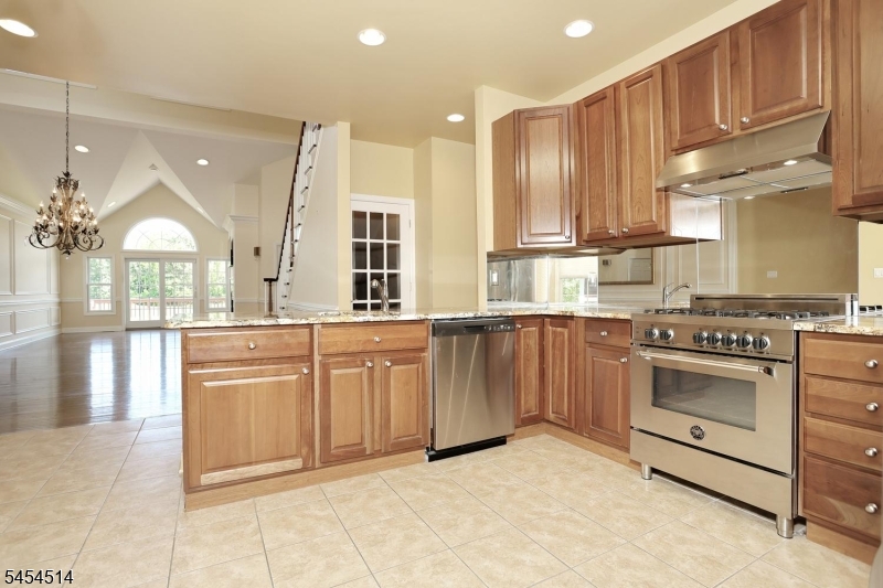 28 Turnberry Lane Hardyston NJ 07419