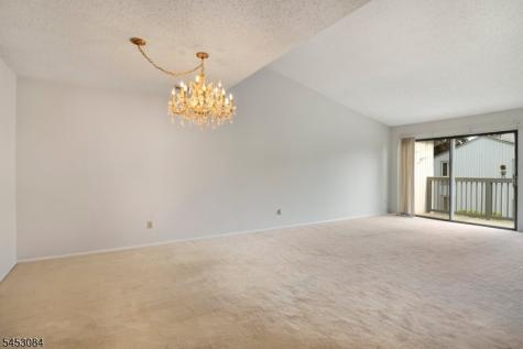 252 Drake Lane Roxbury NJ 07852