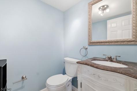 82 Cliffwood Avenue Aberdeen NJ 07721
