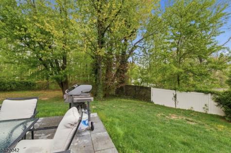 82 Cliffwood Avenue Aberdeen NJ 07721