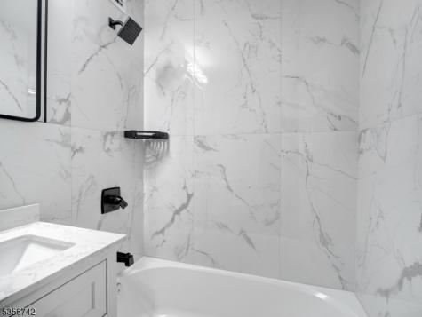 377 S Harrison Street East Orange NJ 07018