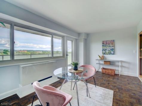 377 S Harrison Street East Orange NJ 07018