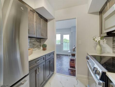 377 S Harrison Street East Orange NJ 07018