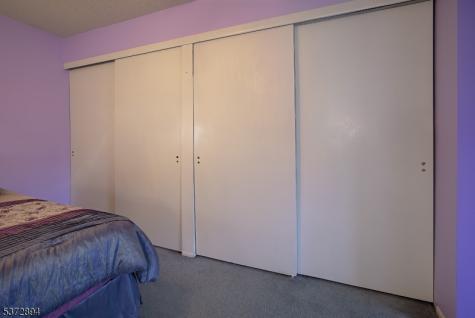 30 Woods Edge Drive Roxbury NJ 07876