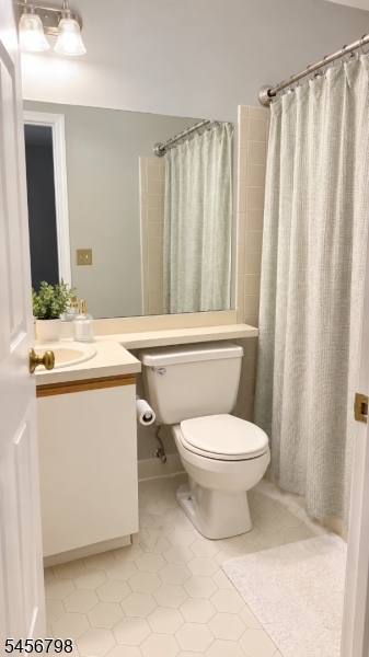 8 Vaughan Drive Newark NJ 07103