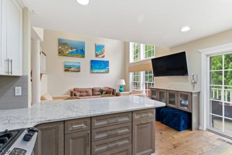 18 Birchwood Lane North Haledon NJ 07508