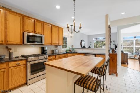 18 Loft Drive Bridgewater NJ 08836