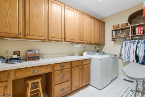 18 Loft Drive Bridgewater NJ 08836