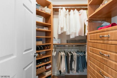 18 Loft Drive Bridgewater NJ 08836