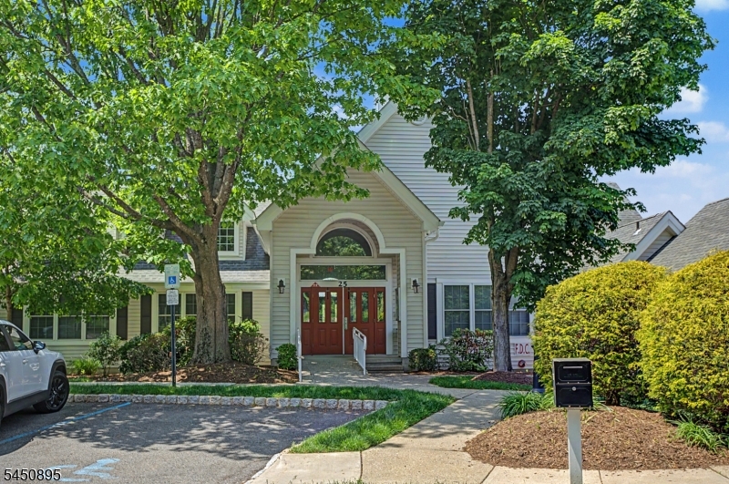 1 Teal Lane Bedminster NJ 07921