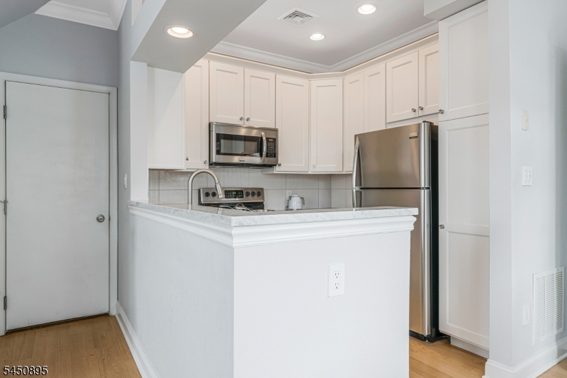 1 Teal Lane Bedminster NJ 07921