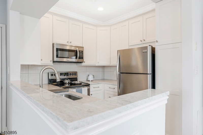 1 Teal Lane Bedminster NJ 07921