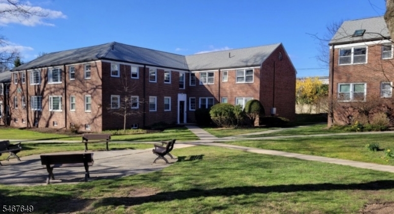 27 Park Avenue Verona NJ 07044