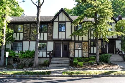 3707 Mark Twain Way Mahwah NJ 07430