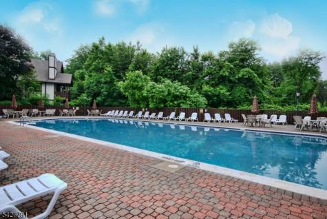 3707 Mark Twain Way Mahwah NJ 07430