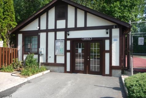 3707 Mark Twain Way Mahwah NJ 07430