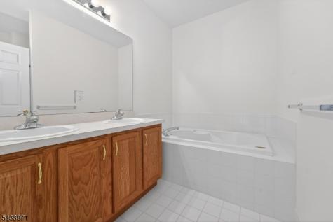 66 La Costa Drive Clinton NJ 08801
