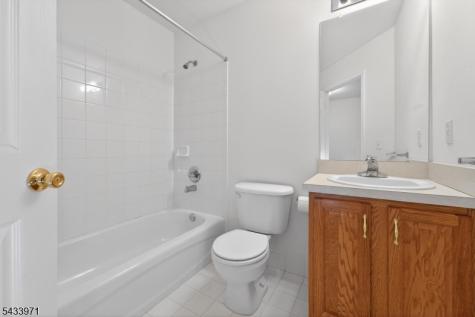 66 La Costa Drive Clinton NJ 08801