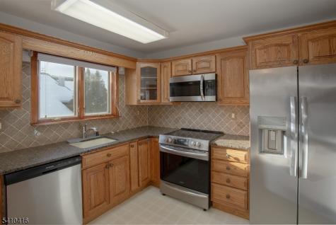 15291 Aspen Court Stanhope NJ 07874