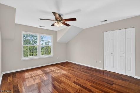 33 Four Oaks Road Bedminster NJ 07921