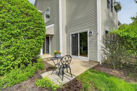 33 Four Oaks Road Bedminster NJ 07921