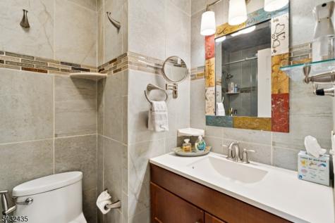 118 Coppertree Court Edison NJ 08820