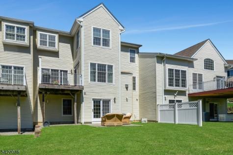 18 Mackenzie Lane Denville NJ 07834