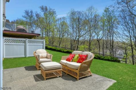 18 Mackenzie Lane Denville NJ 07834