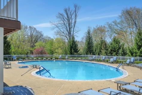 18 Mackenzie Lane Denville NJ 07834