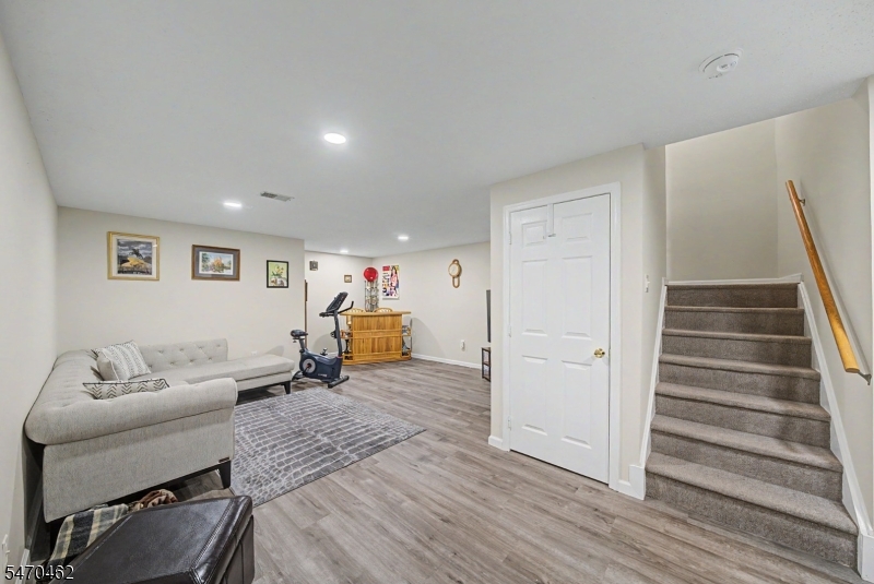 54 Wildflower Lane Morris NJ 07960