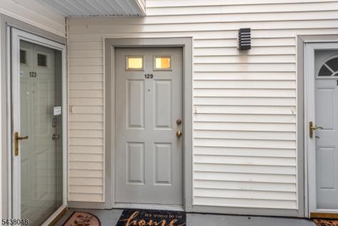 129 Autumn Court Roxbury NJ 07852