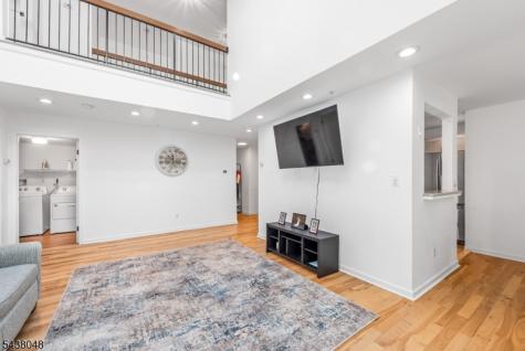 129 Autumn Court Roxbury NJ 07852