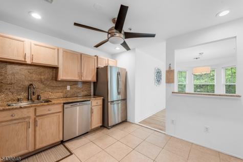 129 Autumn Court Roxbury NJ 07852