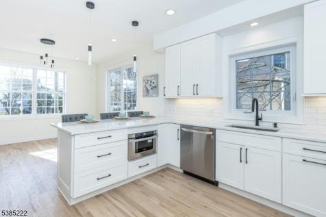 484 4th Avenue Garwood NJ 07027