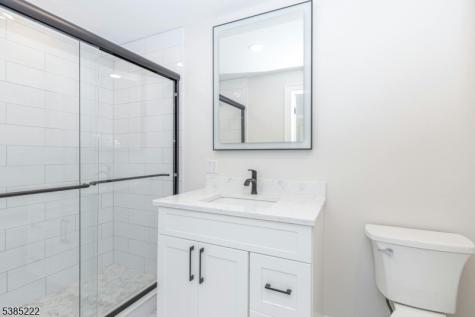484 4th Avenue Garwood NJ 07027
