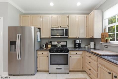 16 Timothy Court Morris NJ 07960