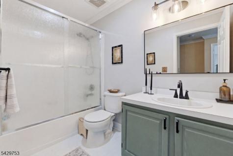 16 Timothy Court Morris NJ 07960