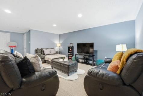 16 Timothy Court Morris NJ 07960
