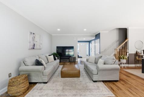 16 Timothy Court Morris NJ 07960