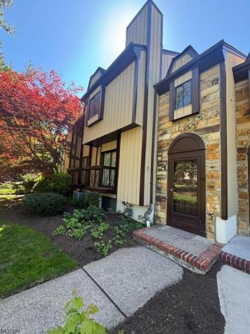 119 Wimbledon Square Washington NJ 07840