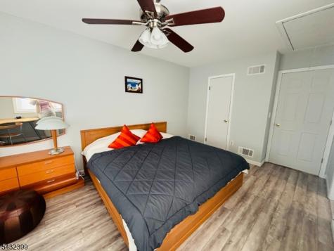 119 Wimbledon Square Washington NJ 07840